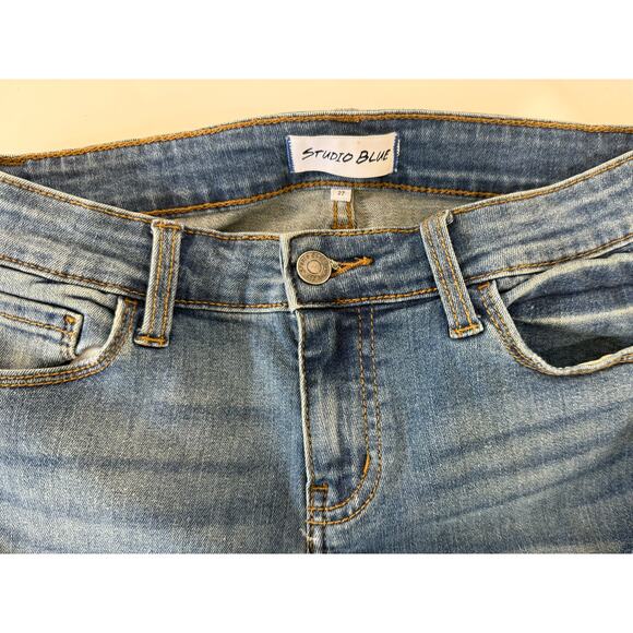 Studio Blue Skinny Jeans Size 27 –Medium Wash Stretch - Picture 5 of 7